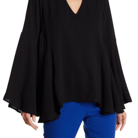 Choker Flutter Sleeve Top - Picture 3 of 6